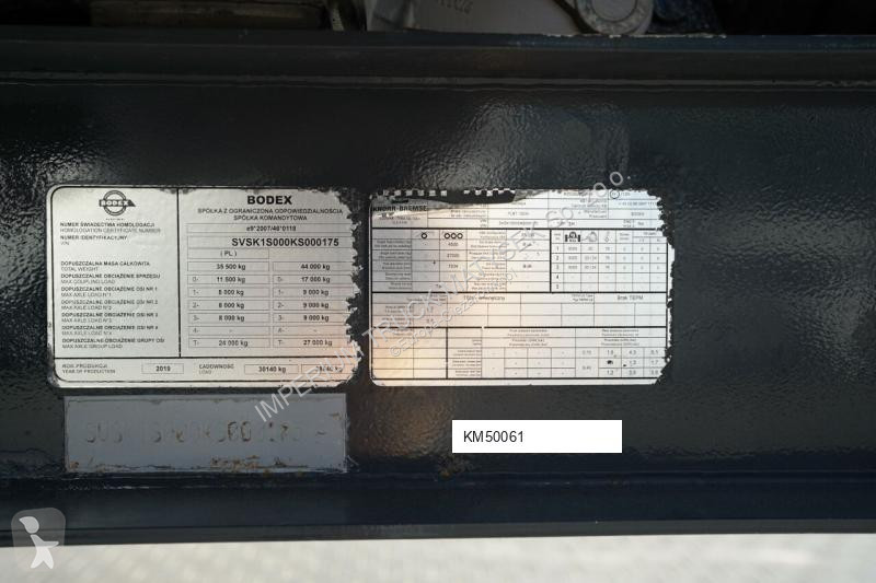نصف مقطورة Bodex