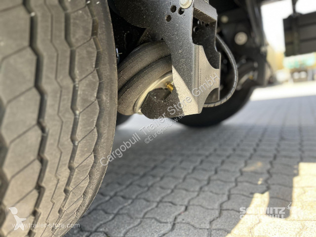 نصف مقطورة Berger Curtainsider Standard Getränke