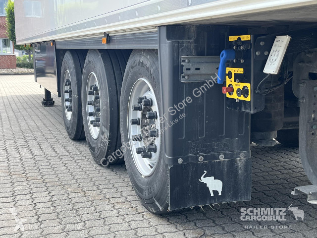 نصف مقطورة Schmitz Cargobull Tiefkühler...