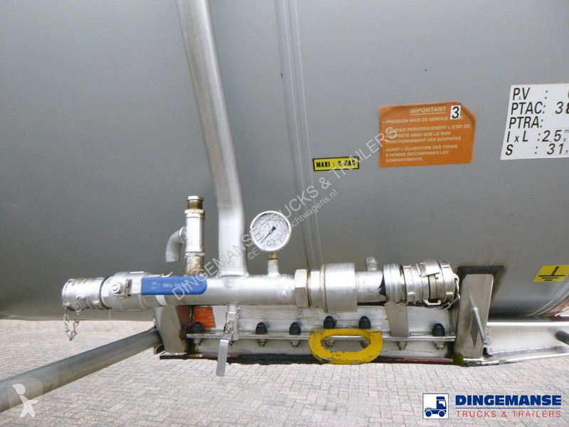 Oplegger Magyar Chemical tank inox L4BH 32.5 m3...
