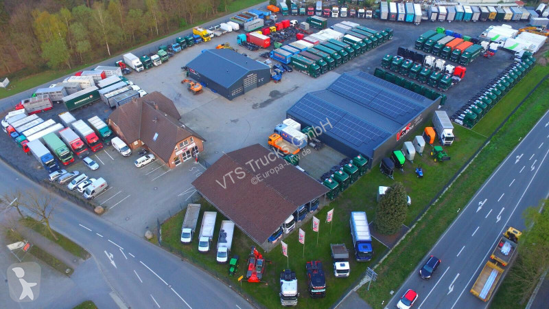 نصف مقطورة Schmitz Cargobull Getränkeauflieger...