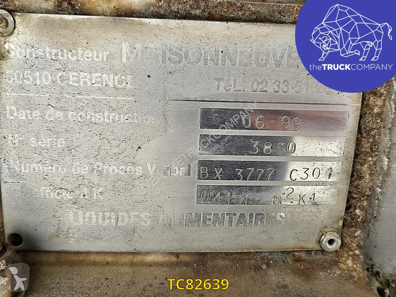 نصف مقطورة Maisonneuve