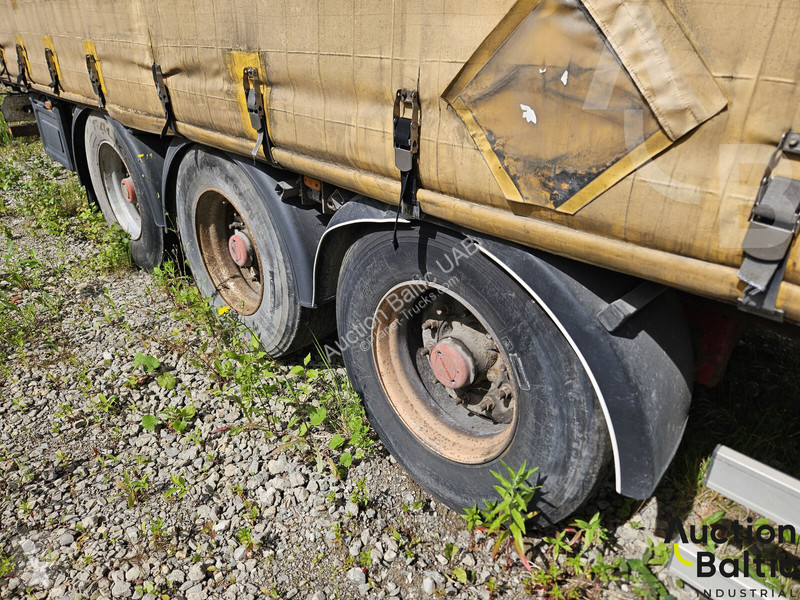 نصف مقطورة Fruehauf