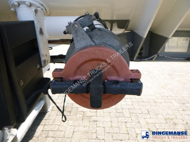 نصف مقطورة  Fuel tank alu 35.3 m3 / 5 comp