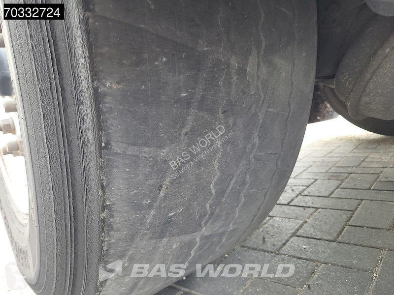 نصف مقطورة Kässbohrer XS Tailgate 2x Lift Axle