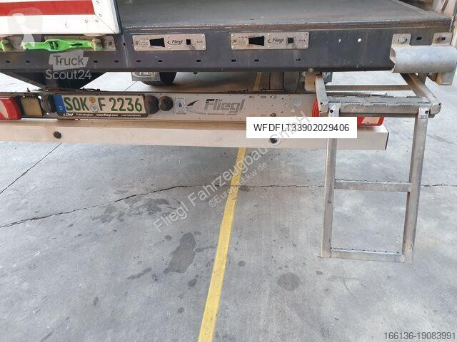 Semiremorca Fliegl