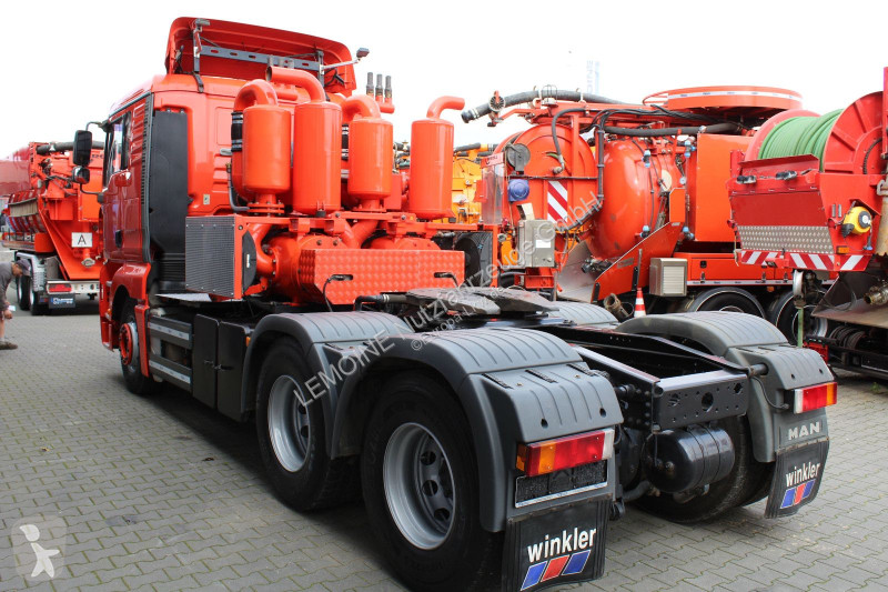 Vrachtwagencombinatie MAN 2-Achs Hellmers 26m3...