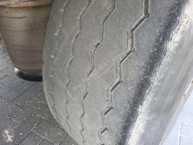 Полуприцеп Krone