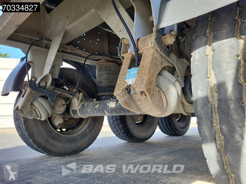 Полуприцеп Schmitz Cargobull SCB*S3D 3 axles