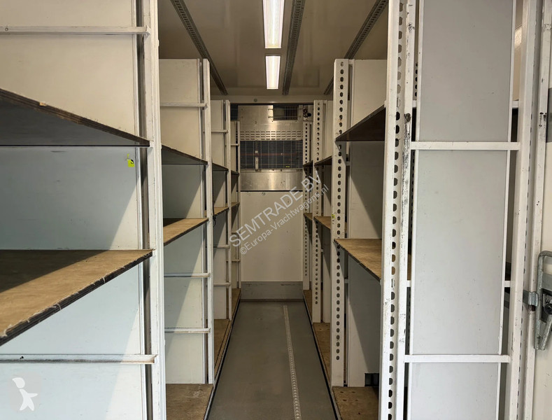 Semitrailer Heiwo N/A BLOEMEN VERKOOP KOELING...