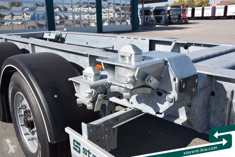 نصف مقطورة Fliegl Containerchassis ADR...