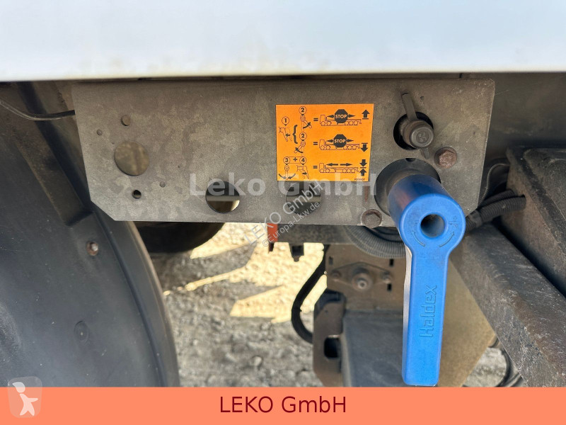 نصف مقطورة Fruehauf Frigo Semi 38T Vector...