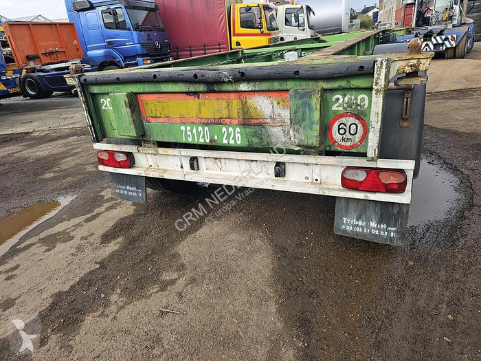 Semitrailer Renders Euro 700 2 axle 20 ft...