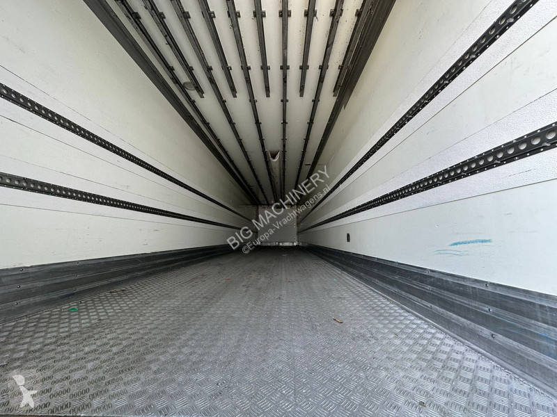 Semitrailer  Meat Hook Thermo King SLXE 400