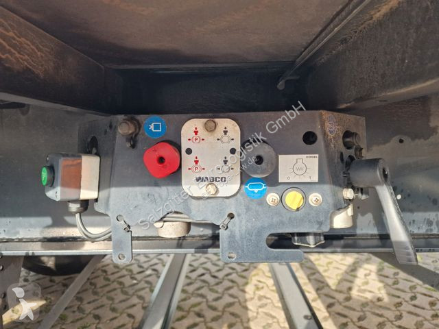 Semiremorca Kögel S24-1 / Liftachse