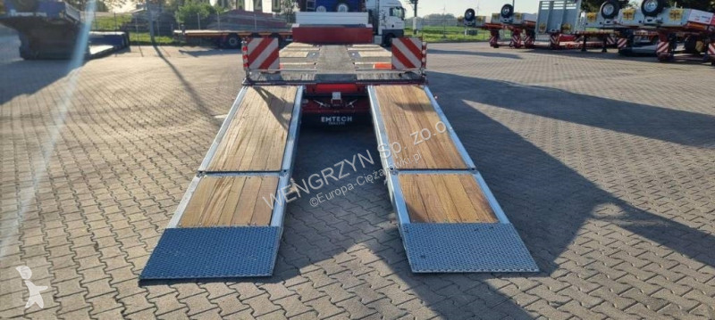 Semirimorchio  Naczepa niskopodwoziowa 4 osiowa...