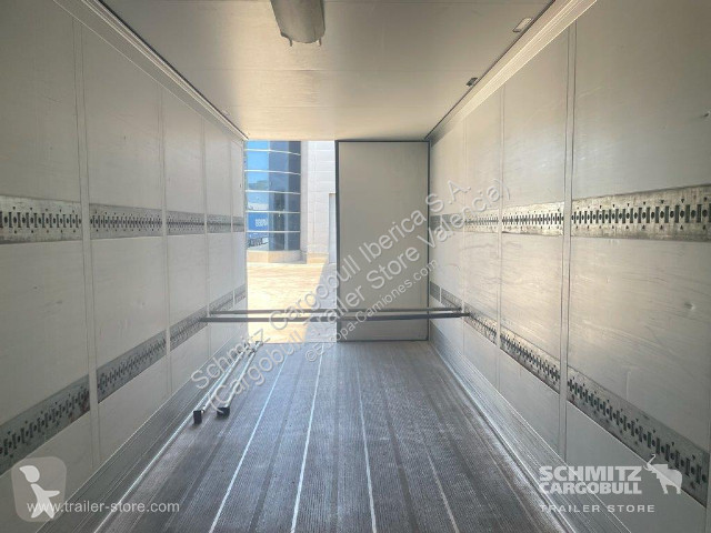 Semi reboque Schmitz Cargobull Reefer Standard
