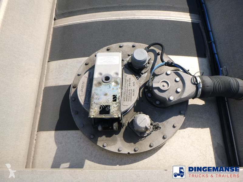 Semiremorca  Fuel tank alu 42.8 m3 / 6 comp + pump