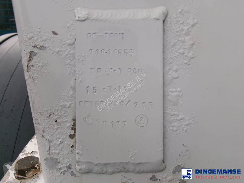 Semiremorca Feldbinder Powder tank alu 41 m3...