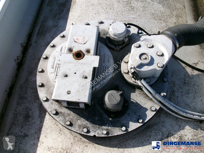 Semiremorca LAG Fuel tank alu 44.5 m3 / 6 comp...