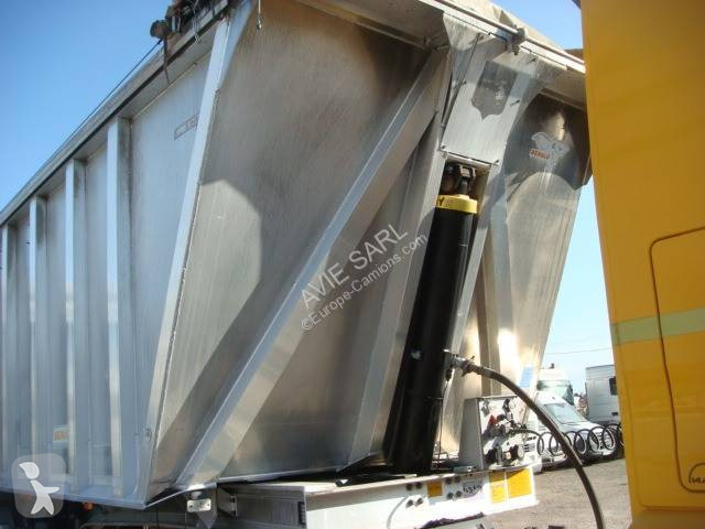Semitrailer Benalu BENNE CEREALIERE 40M3 2013