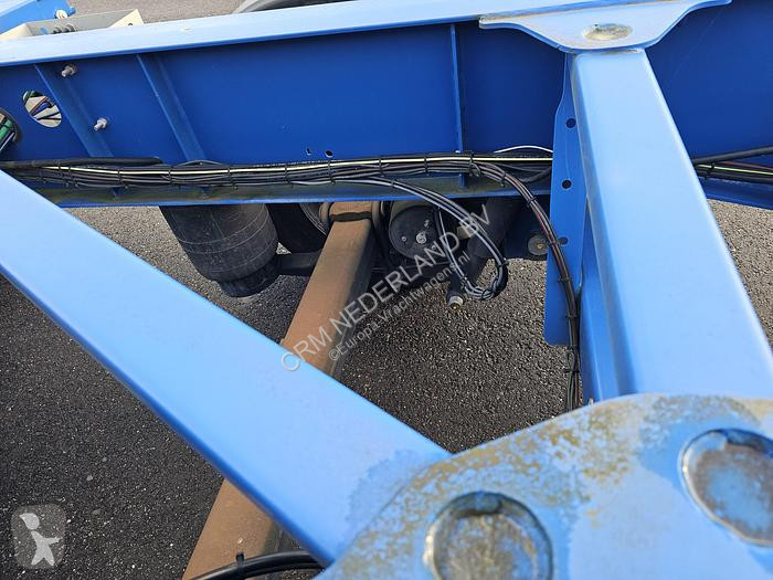 Semitrailer Van Hool A2C001 container CHASSIS...