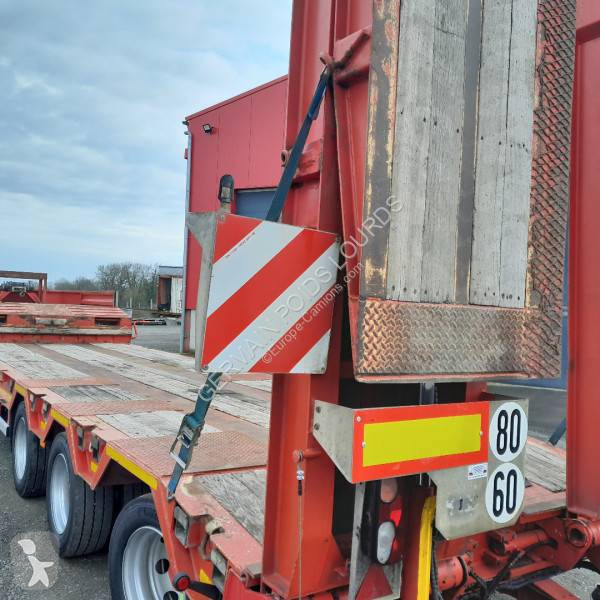 Semitrailer Louault 3 essieux porte engin