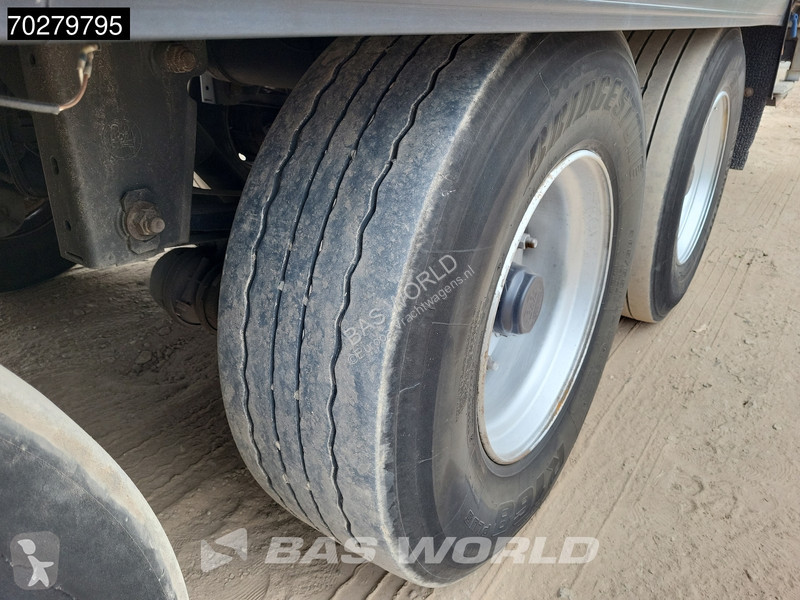 Semiremorca Lamberet SR2B-5T8-1B 3 axles Thermo...