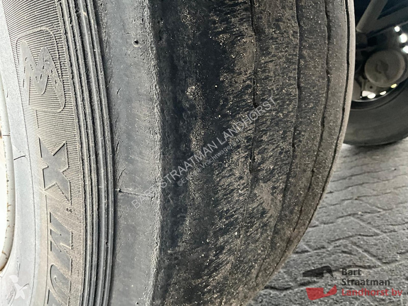 Semiremorca AJK N/A 3 assen 9 Ton Geisoleerde...