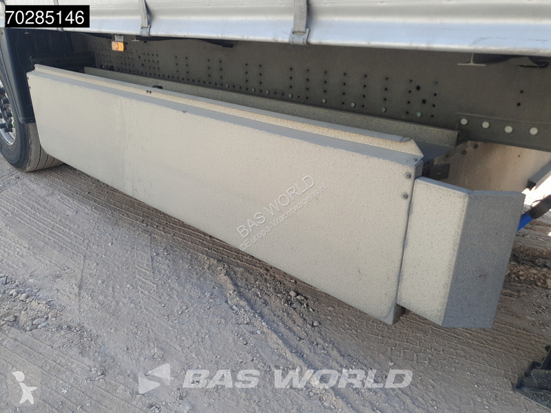 Oplegger Schmitz Cargobull SCB*S3T 3 axles...
