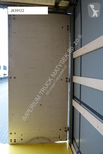 Полуремарке Fruehauf TROUILLET STANDARD