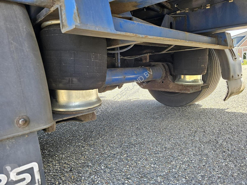 Semitrailer Renders 3 AXLE FLATBED | STEERING 2...