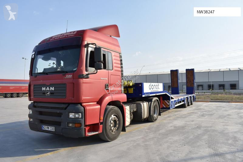 Превоз на строителна техника Donat 3 axle...