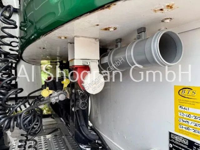 Semitrailer Chereau Thermo King SLX...