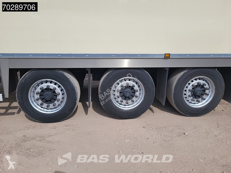 Semitrailer Chereau Thermoking SLXe 300 3 axles...