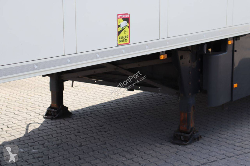 Semirremolque Schmitz Cargobull SCB*S3B