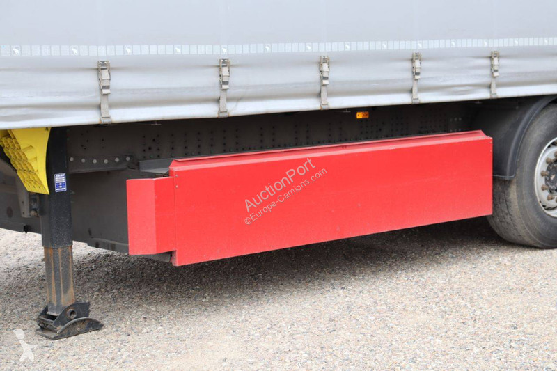 Semitrailer Schmitz Cargobull SCB*S3T