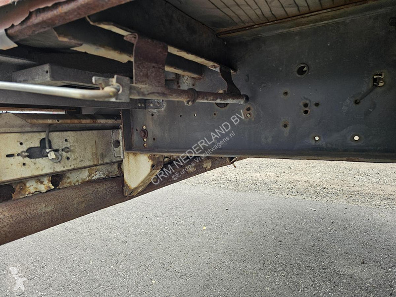 Semitrailer Krone 27 | SAF DISC | NICE CHASSIS .