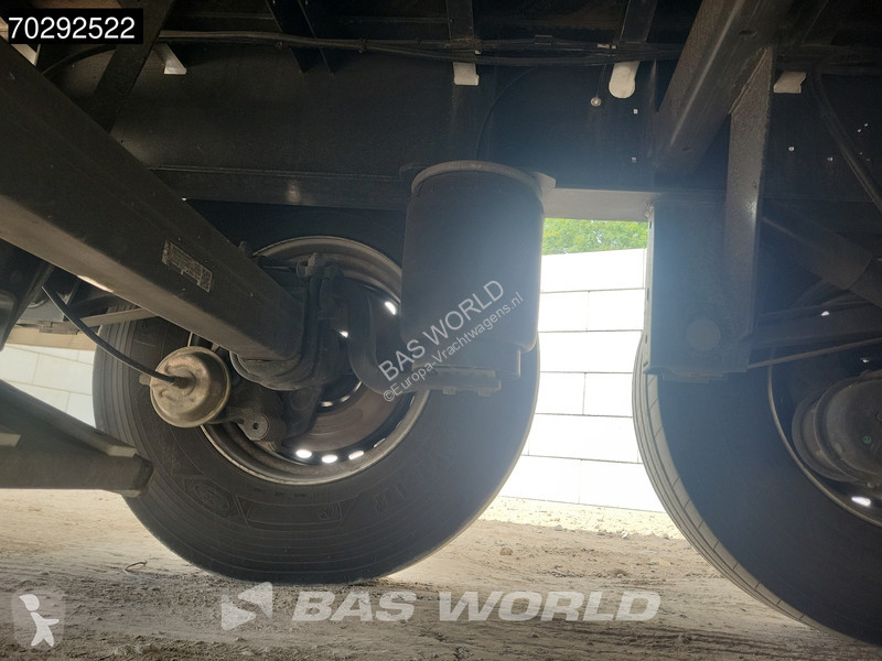 Semiremorca Wielton NS-3 Tailgate Lift Axle