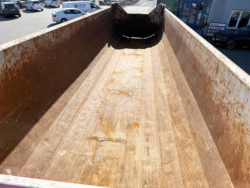 نصف مقطورة  Tipper / Alukastenmulde Kipper 32 m3