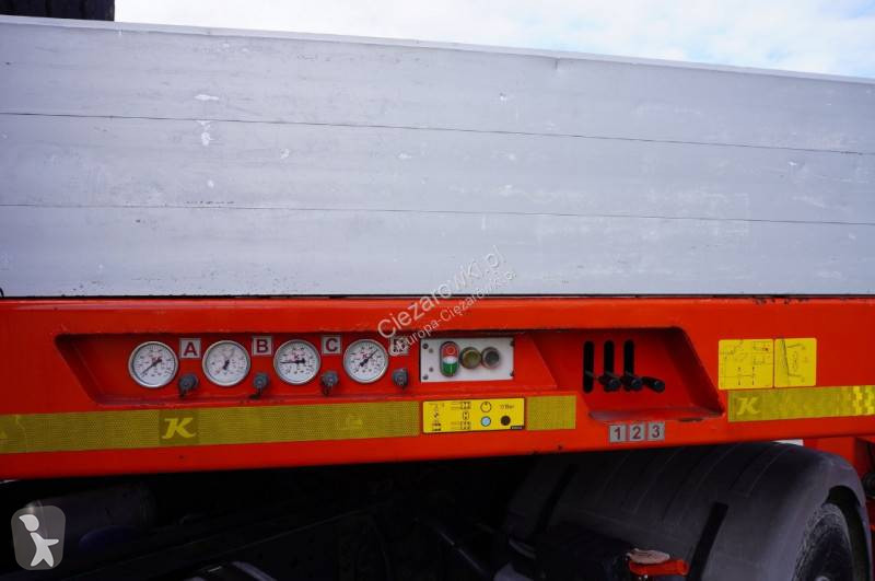 Полуремарке Kässbohrer LB2 TIEF-BETT low loader...