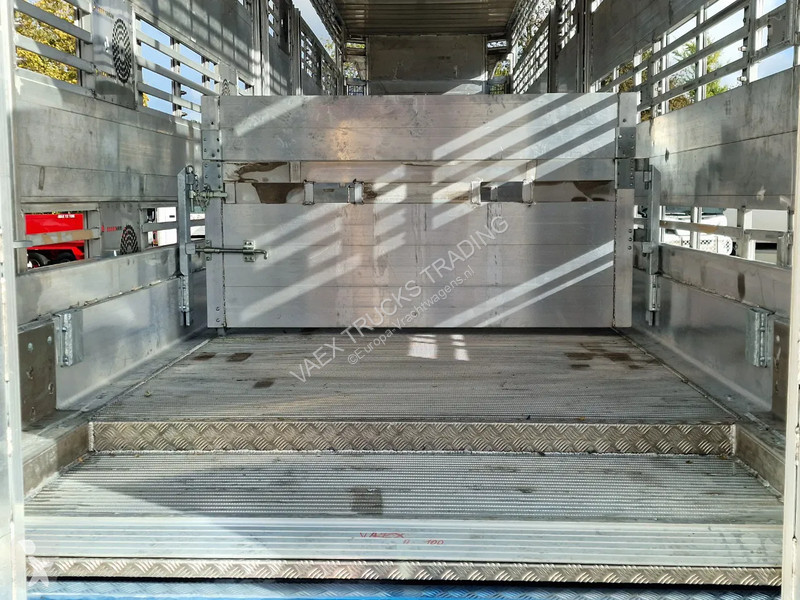 Náves Pezzaioli New 3 stock livestock trailer...