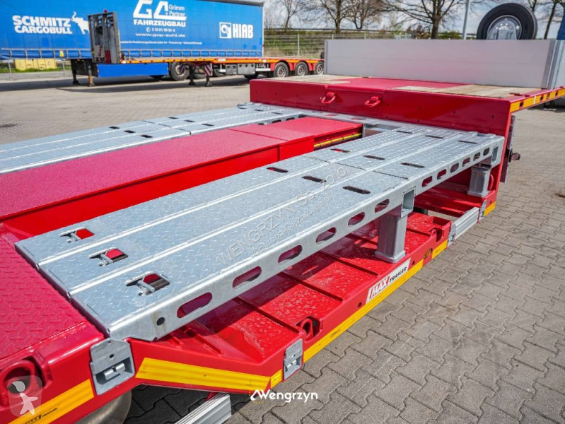 Náves MAX Trailer Semi | 3 axle | Radmulden