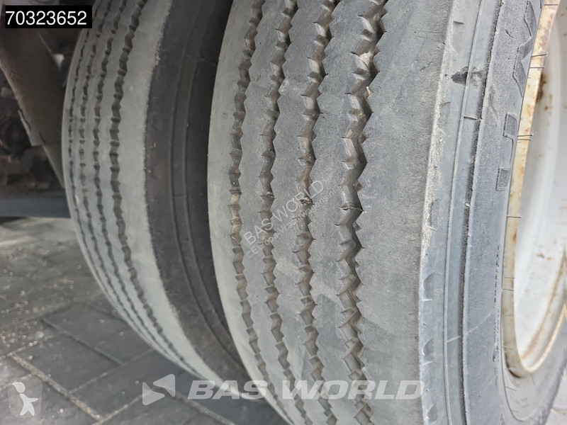 نصف مقطورة  Tail gate