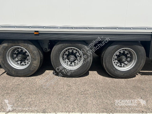 نصف مقطورة Schmitz Cargobull Reefer Standard