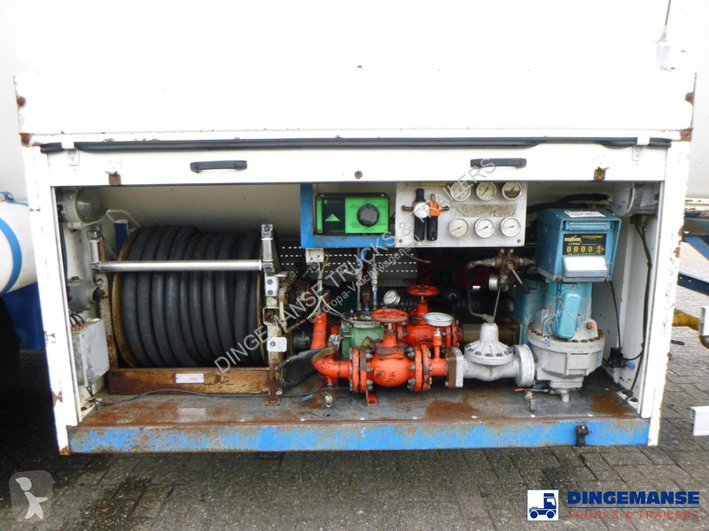 Oplegger  Gas tank steel 46.9 m3 / 1 comp + pump