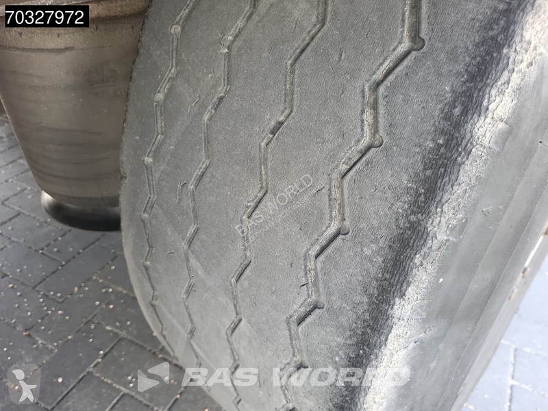 Krone 3 axles Closed semi-trailer