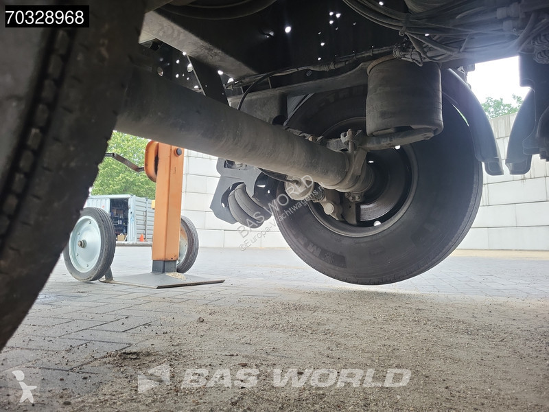 نصف مقطورة Schmitz Cargobull SCB*S3D Lift Axle...