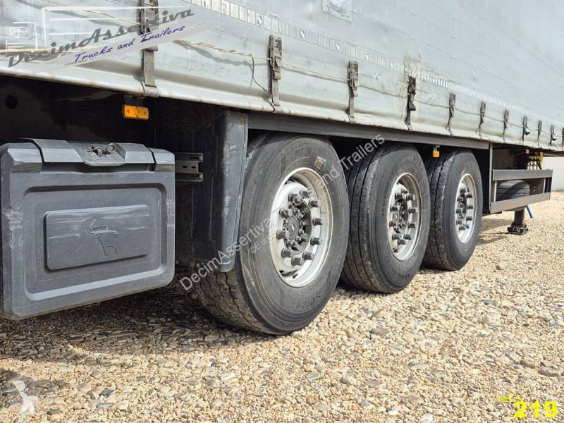 نصف مقطورة Schmitz Cargobull