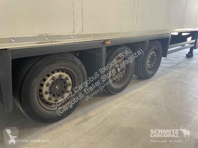 نصف مقطورة Schmitz Cargobull Reefer Standard